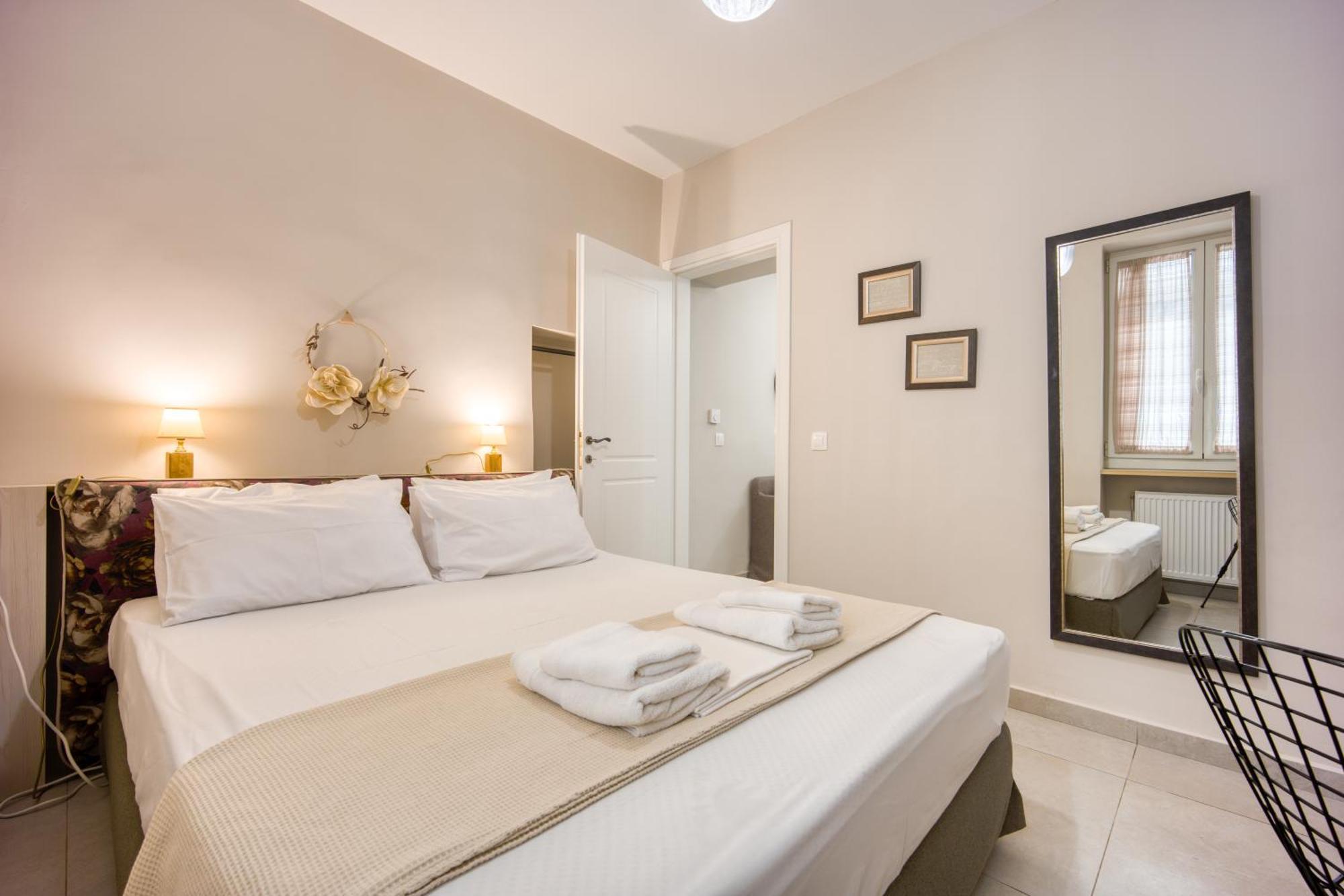Pagrati/Hilton Area, Bentzi Apartamento Atenas Exterior foto